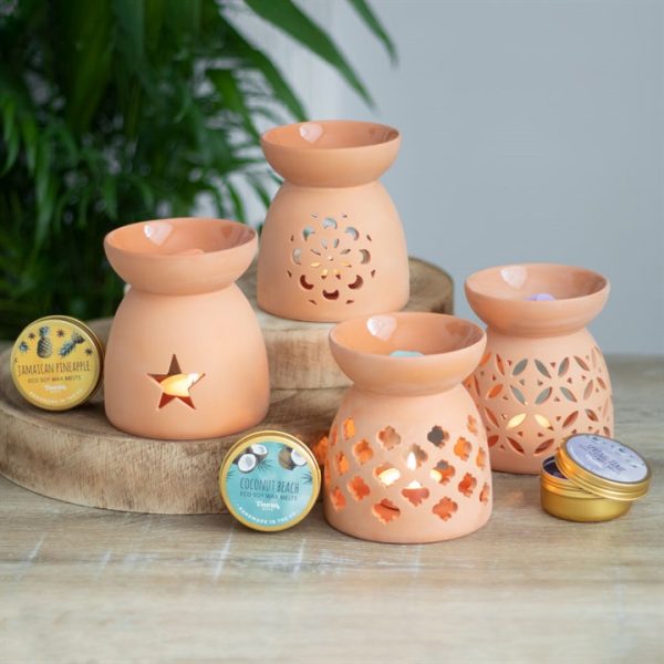 Star Cutout Terracotta Effect Oil Burner - Image 5