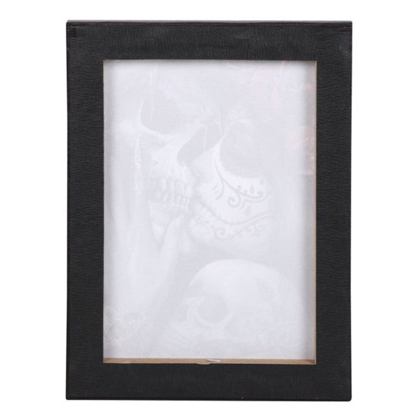 19x25cm Dead Kiss Canvas Plaque by Spiral Direct - Image 3