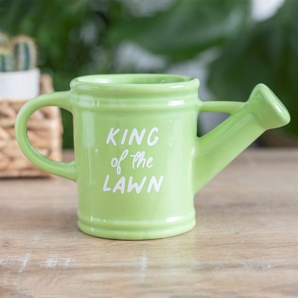 King of the Lawn Watering Can Mug - Image 4